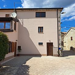 Vakantiehuis Haus Mirelia für zwei Personen mit Garten