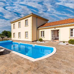 Vakantiehuis "Jakov"
