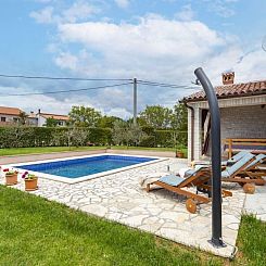 Vakantiehuis "Villa Mirela" mit Terrasse