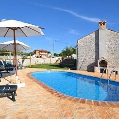Vakantiehuis in Bratulići mit Privatem Pool