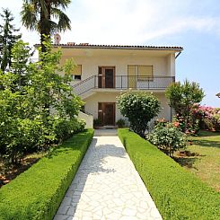 Appartement Tino mit Garten in Strandnähe