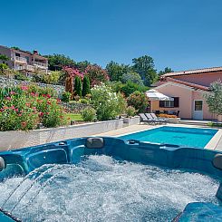 Vakantiehuis "Ines" mit Whirlpool