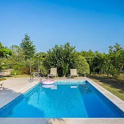 Appartement attraktive Wohnung mit privatem Pool