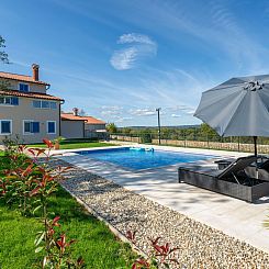 Vakantiehuis Villa "Francesca" mit Garten, Grill und Pool
