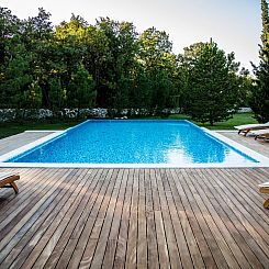 Vakantiehuis Ferienvilla 'Breg' mit Whirlpool