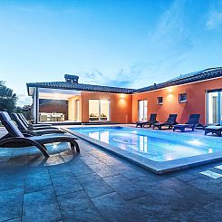 Vakantiehuis Haus Stella in Kapelica, Istrien mit privatem P