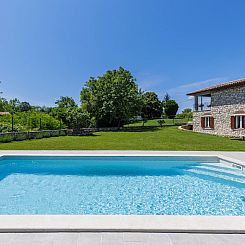 Vakantiehuis Old stone villa