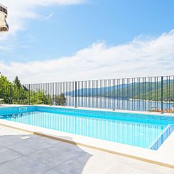 Vakantiehuis 'Persic' mit privatem Pool