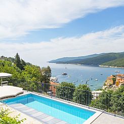 Vakantiehuis 'Persic' mit privatem Pool