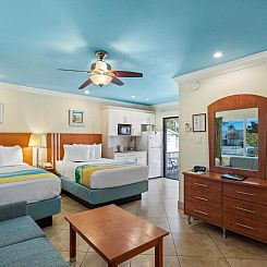 Bayview Plaza Waterfront Resort