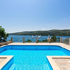 Vakantiehuis Seaside Villa Lara mit beheiztem Swimmingpool