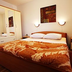 Appartement Ivana mitten im Blumengarten