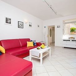 Vakantiehuis Großes Ferienhaus mit Terrasse und Garten