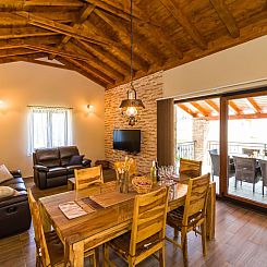 Vakantiehuis Ferienvilla Roko mit beheiztem Pool