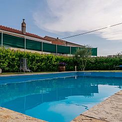 Vakantiehuis in Posedarje mit großem Garten