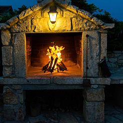 Vakantiehuis in Posedarje mit großem Garten