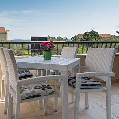 Appartement Gemütliche Ferienwohnung Prizemlje