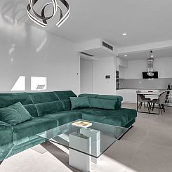 Appartement Apartman DeLux with private pool