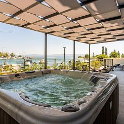 Appartement Luxus-Apartment mit Whirlpool