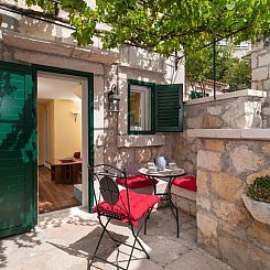 Appartement in Omiš mit Privatem Balkon