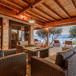 Vakantiehuis Villa mit vier Schlafzimmern und beheiztem Pool