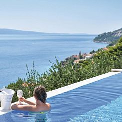 Vakantiehuis 2 Schlafzimmer Villa Blue Dream mit Infinity-Po