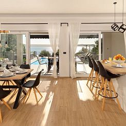 Vakantiehuis Beautiful Villa Katharina with pool