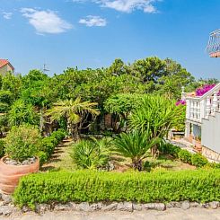 Vakantiehuis Rustical Villa VERDE with pool