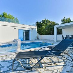 Vakantiehuis Charming Villa Anna with private pool
