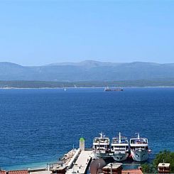 Appartement mit Balkon und Meerblick