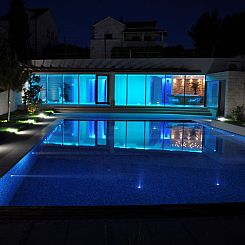 Appartement Luxuriöse Ferienwohnung mit Poolblick