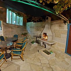 Vakantiehuis Gesamtes Ferienhaus in Sumartin mit Privatem Po