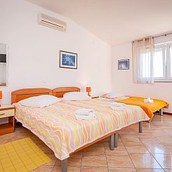 Appartement Wohnung für zwei Personen im zweiten Stock