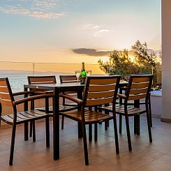 Appartement Stilvolle Wohnung in Brela mit Sonnenbalkon
