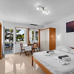 Appartement Pine Canopy Studio Apartment mit Meerblick A13