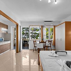 Appartement Pine Canopy Studio Apartment mit Meerblick A13
