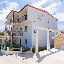 Appartement Wohnung "Lorenzo" mit Terrasse