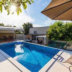 Vakantiehuis Great Villa Field Hills with sauna and jacuzzi