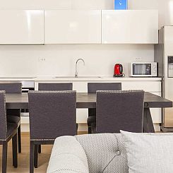 Vakantiehuis Luxuriöse Ferienvilla am Strand Luna Azzurra