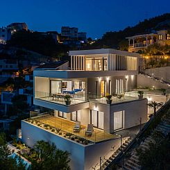 Vakantiehuis Haus in Vinišće mit Außenterrasse