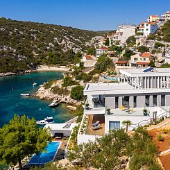 Vakantiehuis Haus in Vinišće mit Außenterrasse