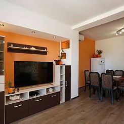 Appartement für 6 Personen ca. 120 m&sup2; in Sukošan, Adr