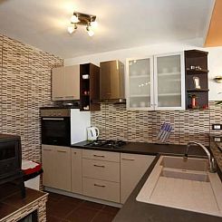 Appartement für 6 Personen ca. 120 m&sup2; in Sukošan, Adr