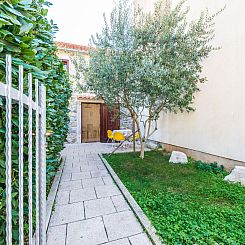 Vakantiehuis in Sukošan mit Privatem Garten