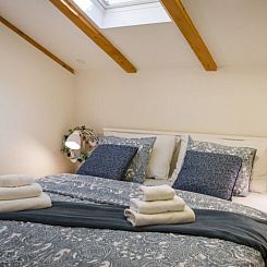 Vakantiehuis Villa Miandri with heated pool