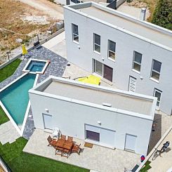 Vakantiehuis Villa Silente with pool, whirpool and sauna