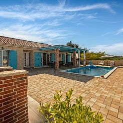 Vakantiehuis Villa Jurenda with heated pool
