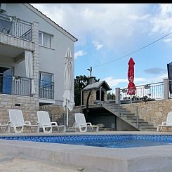 Vakantiehuis mit privatem Pool