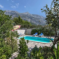 Appartement Wunderschöne Wohnung in Zelenka mit Gemeinschaf