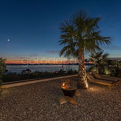 Vakantiehuis 5 Sterne Blick - Privater Pool - Luxus Villa Iv